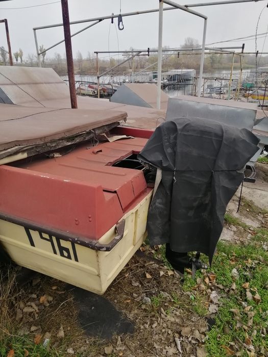 Продам лодку Крым