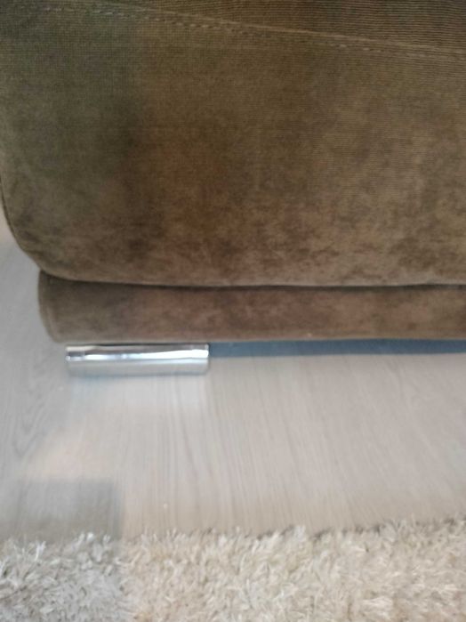 Sofá com chaise long