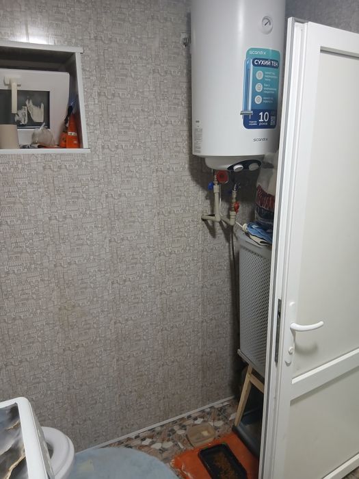 Будинок 1/2 продається