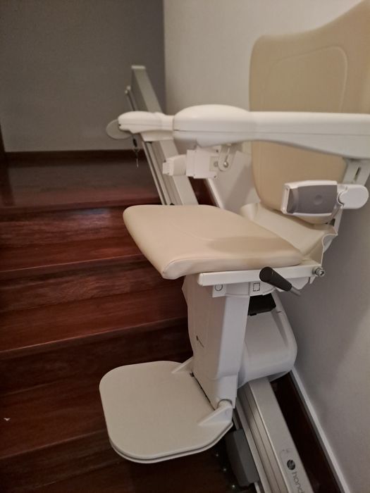 Cadeira Elevador escada idosos