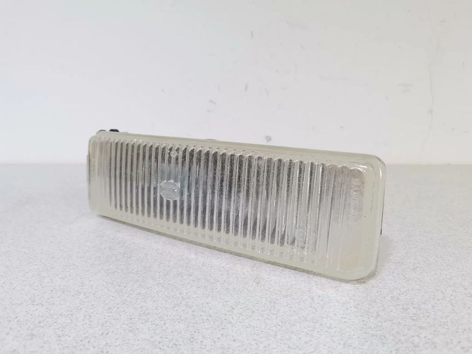 halogen lampa przeciwmgielna prawa opel senator b 87-93 301132042 hella