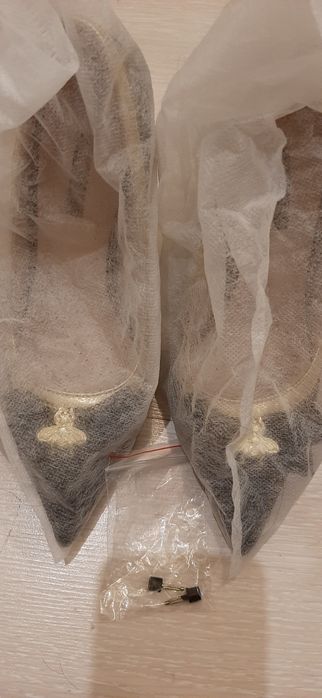 Туфли Vices на высоком каблуке