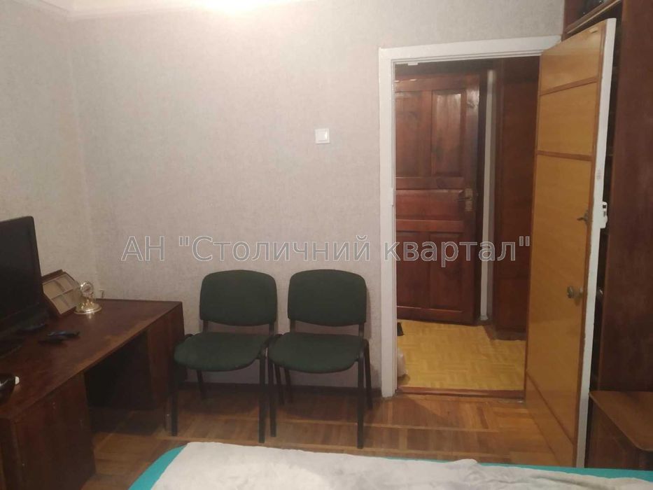 метро Виставковий центр Васильківська Голосіївський 116а