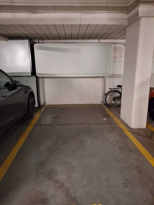 Miejsce parkingowe z boksem – garaż podziemny | Wilanów, ul. Kazachska 5 - Widok 2