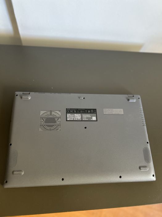 Portátil ASUS 15.6” FHD