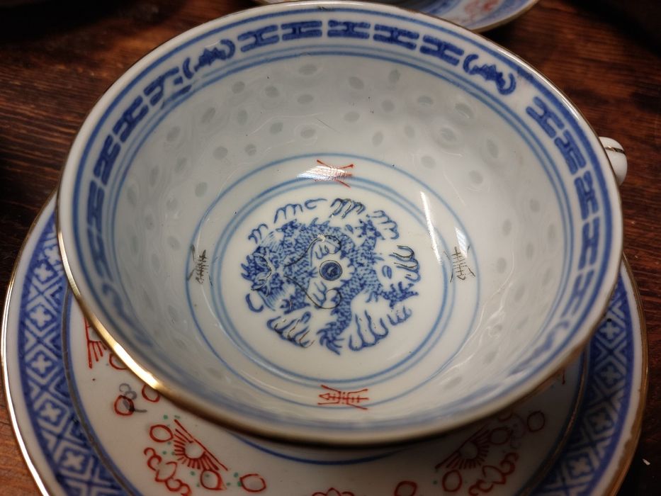 Conjunto de 6 chávenas e pires, bago de arroz em porcelana chinesa