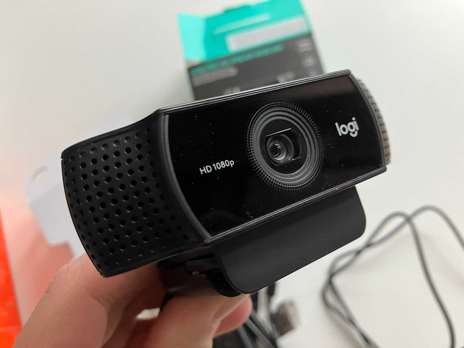 ZESTAW Słuchawki SteelSeries Arctis Nova 1 + Kamera Logitech C922 Pro