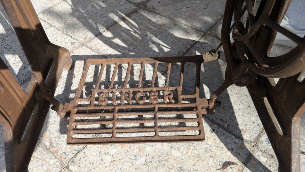 Máquina de costura SINGER