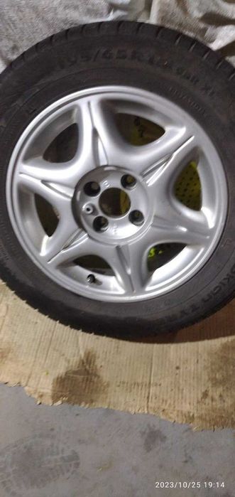 Оригинальные колеса RENAULT R 15 4*100 в сборе 8000 грн. за 4 шт.