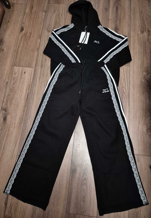 Новый костюм De red