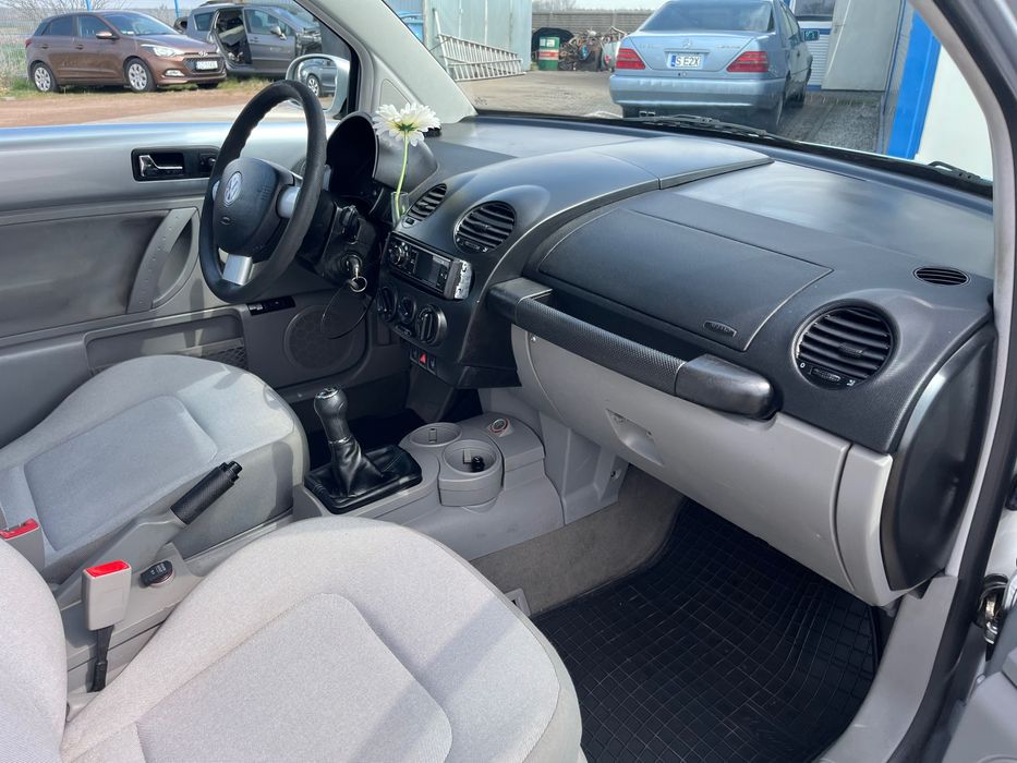 Volkswagen New Beetle 1,4