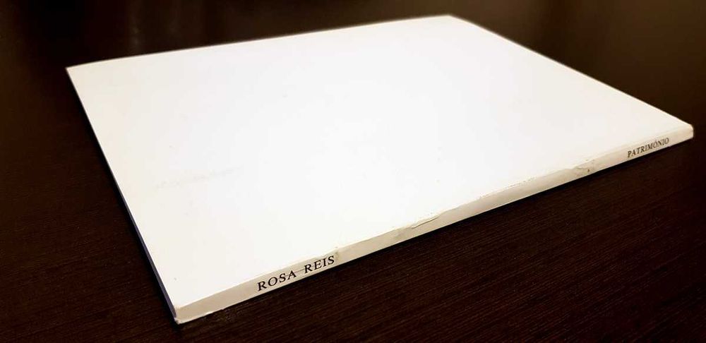 Património (de Rosa Reis) livro de fotografia preto e branco