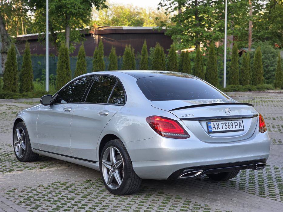 Продам свой Mercedes Benz C300 2л ( ПОЛНЫЙ ПРИВОД )