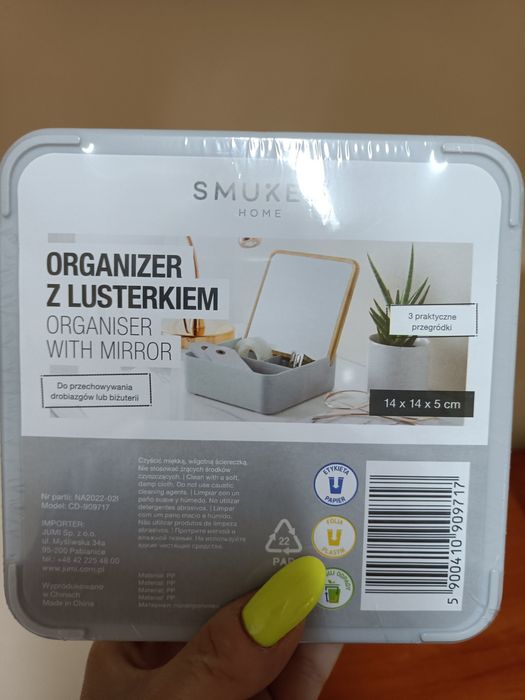 Organizer na kosmetyki