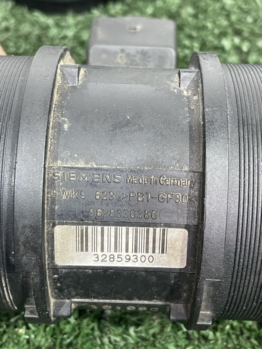 Розходомір renault витратомір повітря  Расходомер воздуха рено 1.9 2.0