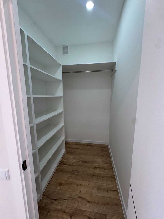 Готова квартира з ремонтом у Містечку Центральному – 73 м², меблі та технікаг