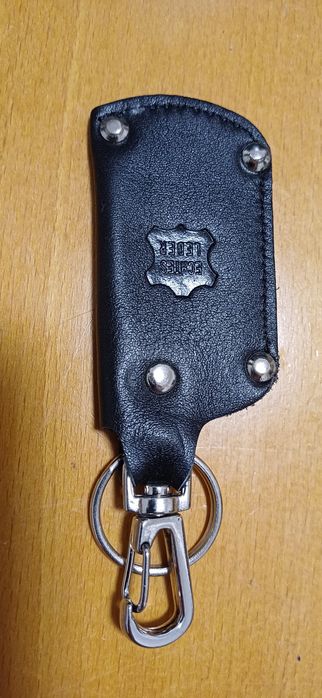 ZAWIESZKA do kluczy skóra naturalna z karabińczykiem