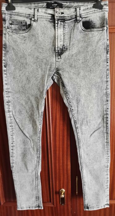 Calças Lefties em perfeito estado