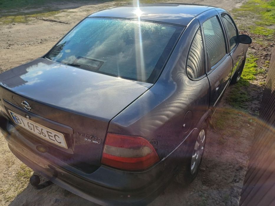 Продам Opel Vectra B 2.0 16v газ 4 с переоформлением