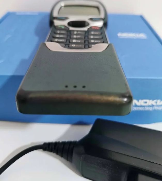 Nokia 7110 -verde Escuro - 2g - Sim Grátis (desbloqueado)
