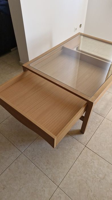 Mesa centro em madeira Vinninga IKEA