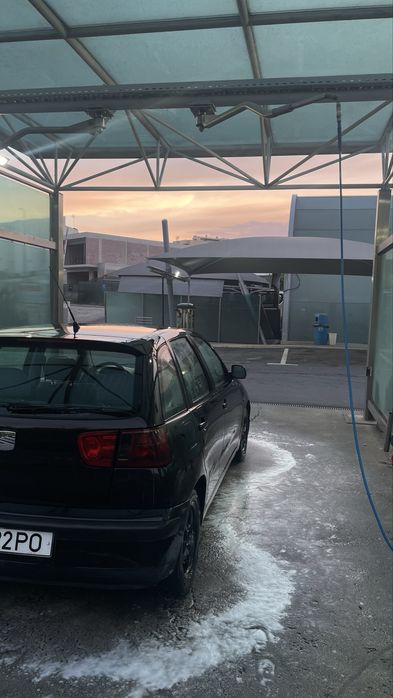 Seat Ibiza 6k ,aceito trocas