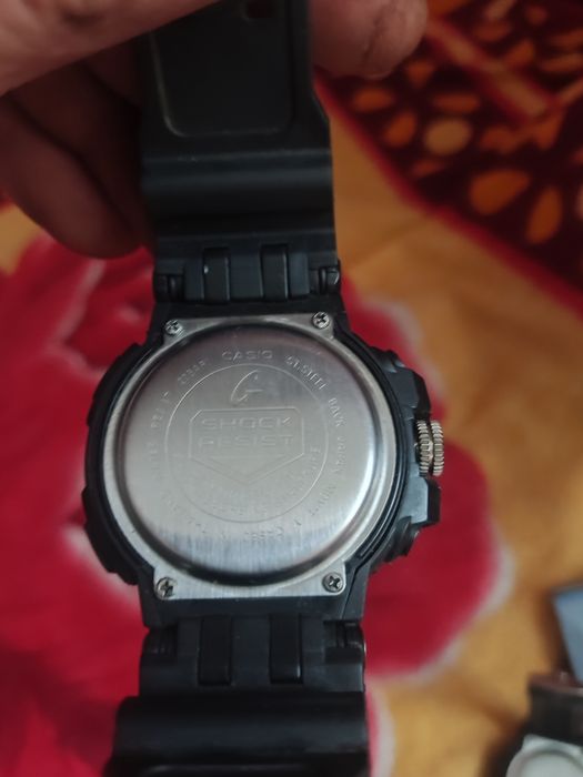 Продам часы Casio G-Shock Ga-100 и вторые практически новые.