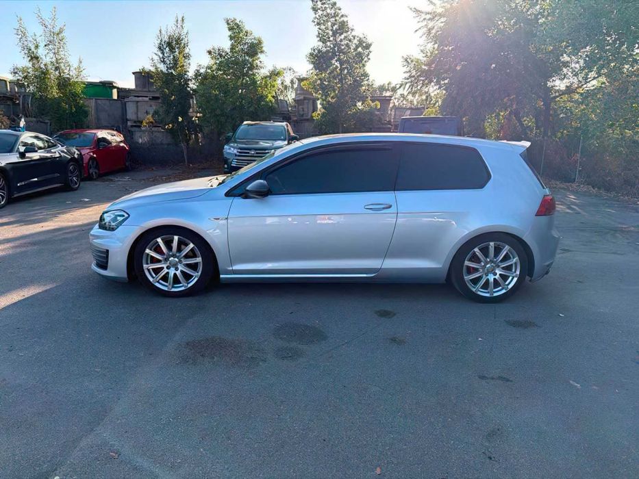 Volkswagen Golf GTI S      2015