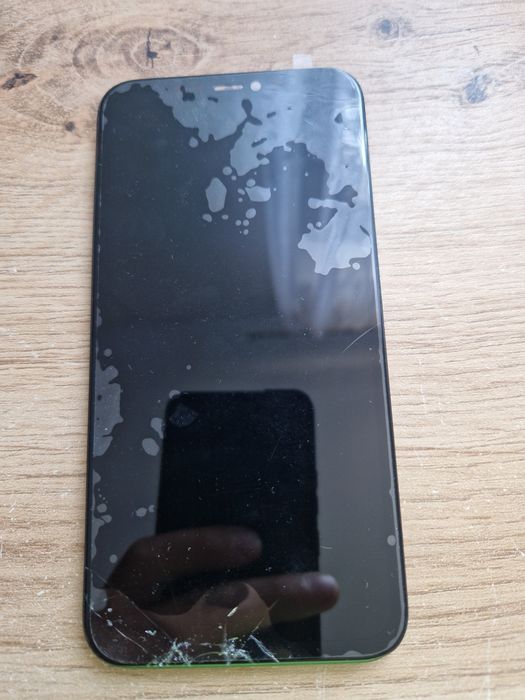 Wyświetlacz iphone 11