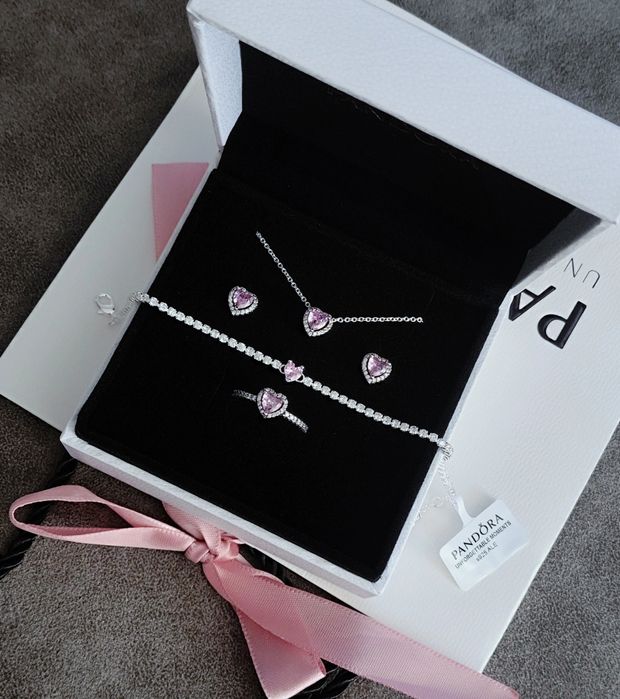 Пандора Браслет сердечко паве Pandora намисто сережки каблучка