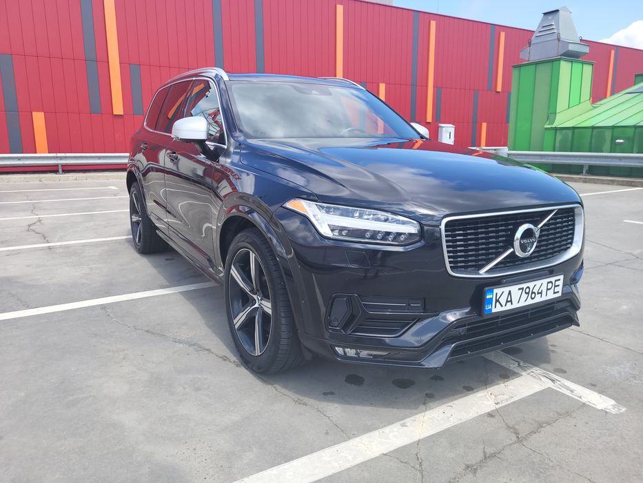 volvo xc90 R-DESIGN