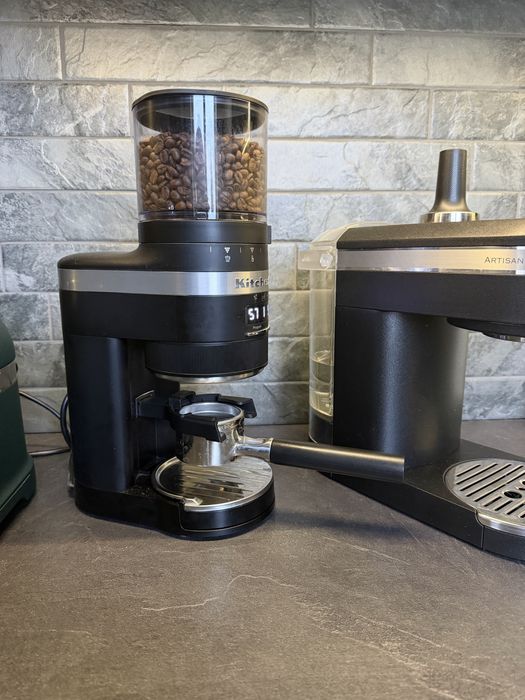 Кавоварка та кавомолка kitchenaid