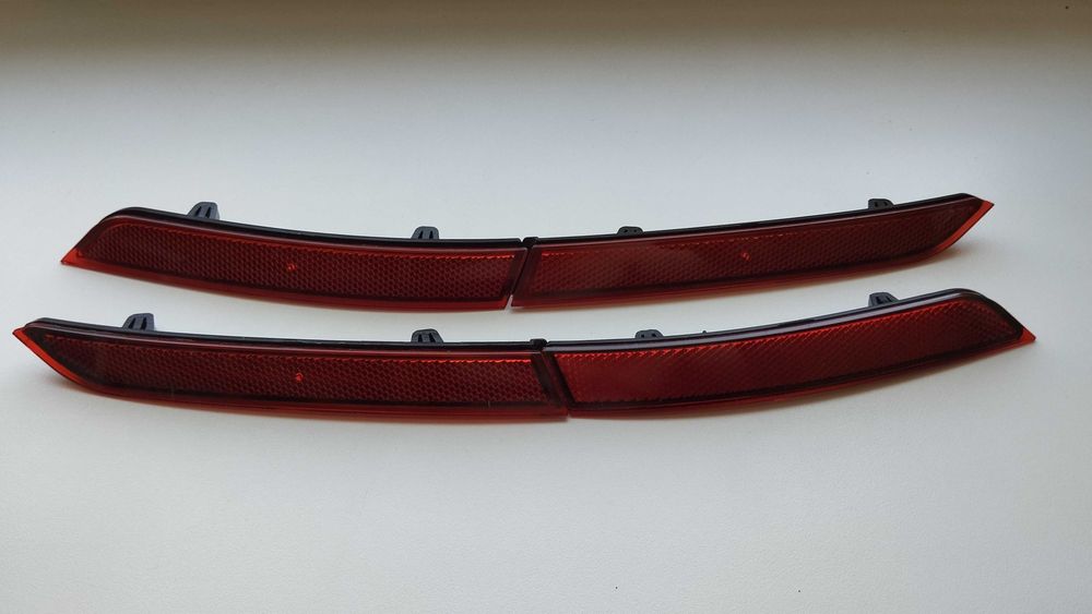 Катафот світловідбивач VW Passat B8 eur
