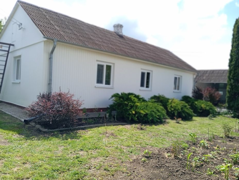 Продам будинок 3 гаражами, або обмін на кв.будинок!