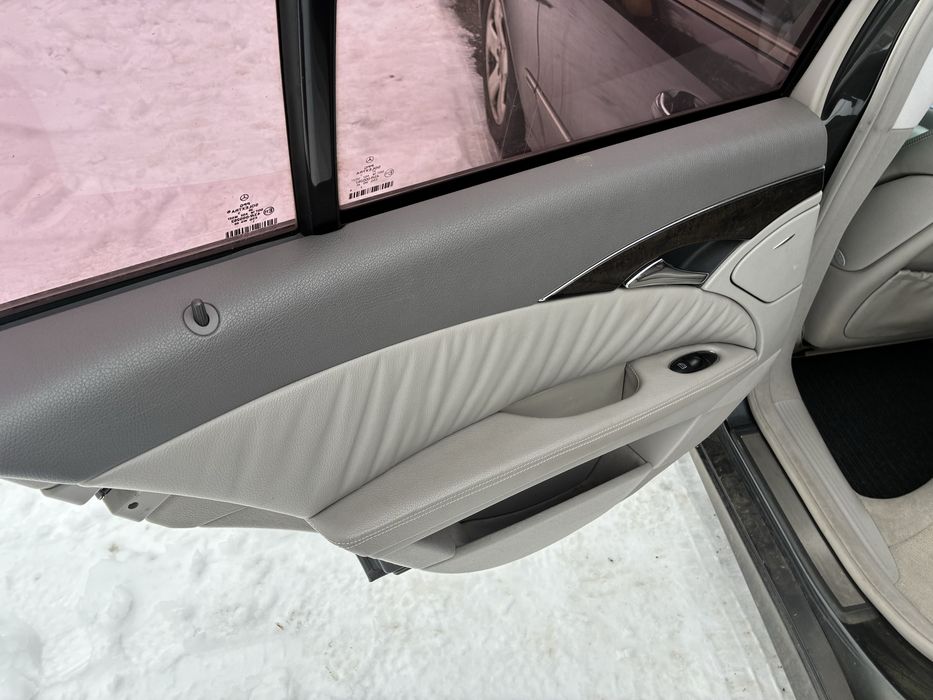 Wszystkie części Mercedes w211 2.2 CDI kombi Avantgarde kolor 753