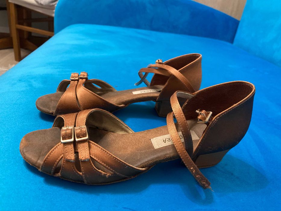buty taneczne kozdra roz. 35 (23,5cm)