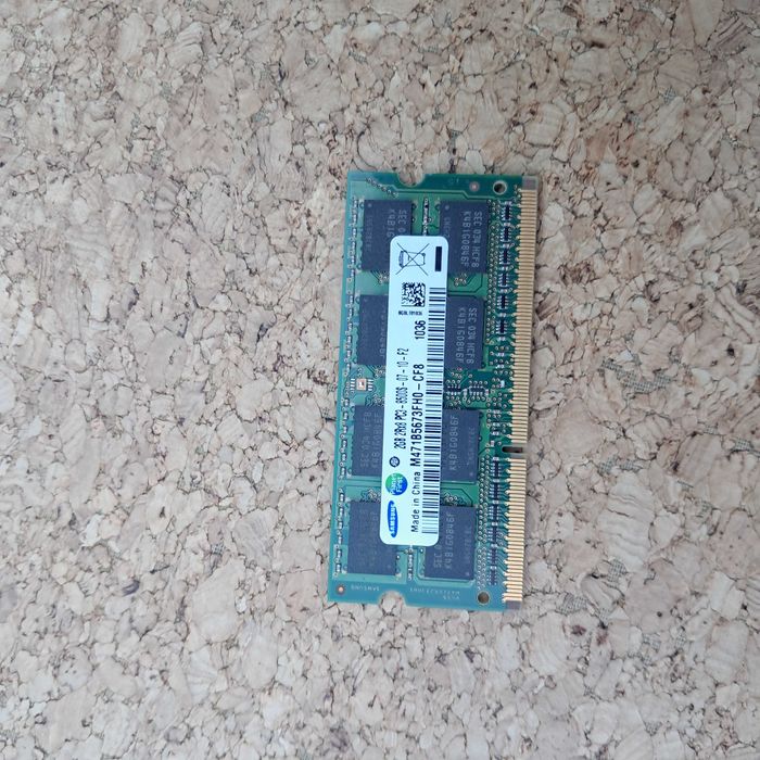 Samsung pamięć SODIMM  PC3 2 GB