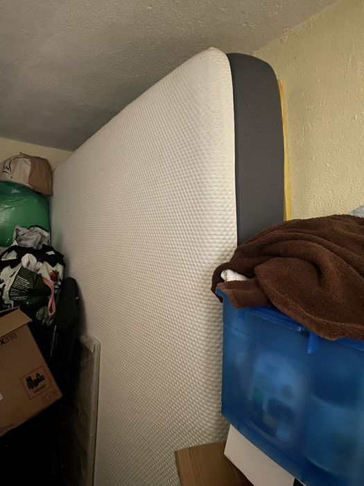 Colchão EMA impecável