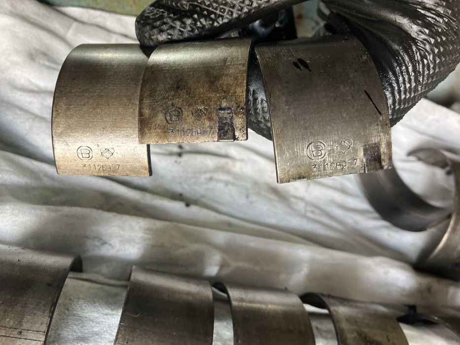 Wał korbowy oryginalny MF4 IMT