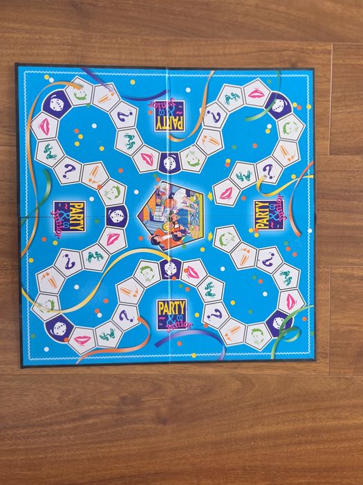 Jogo de Tabuleiro Party & Co. Junior (Diset) - Completo e Estimado