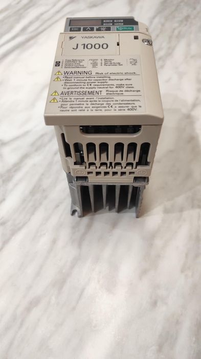 Falownik Jaskawa J1000