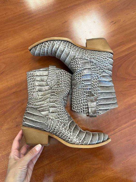 Ботинки казаки кожаные