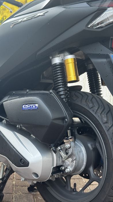 Honda PCX DX 2026