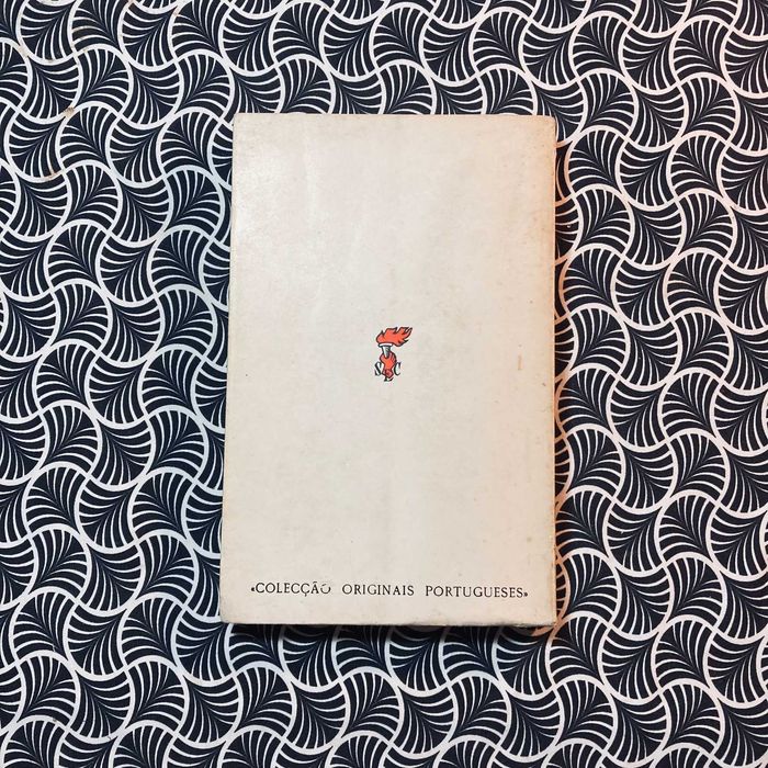 O Guarda-Chuva Vermelho (1ª ed.) - Amândio  César