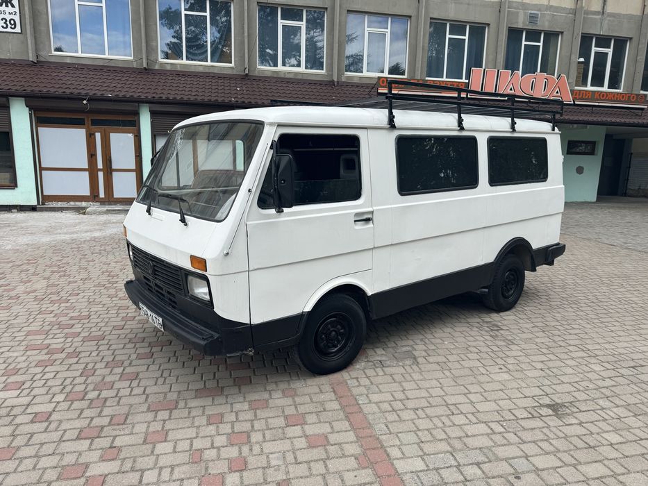 Робочий бус для роботи