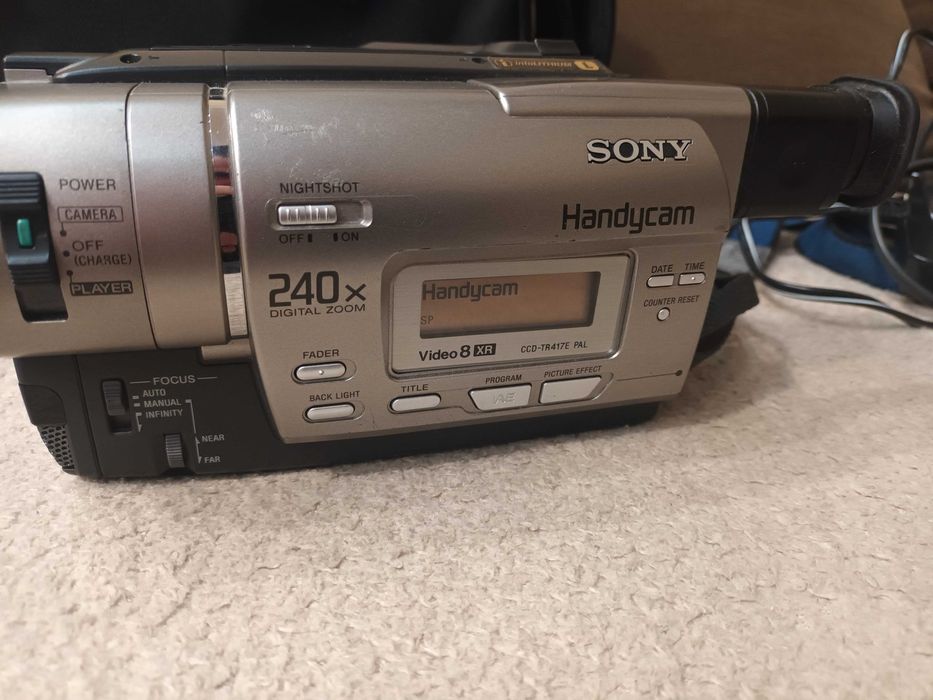 ビデオカメラ Video 8 XR Handycam Sony Handycam CCD-TR425E PAL Video 8 XR Camcorder – Retro