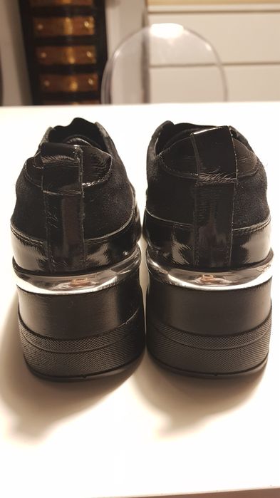Buty wsuwane damskie czarne Venezia.