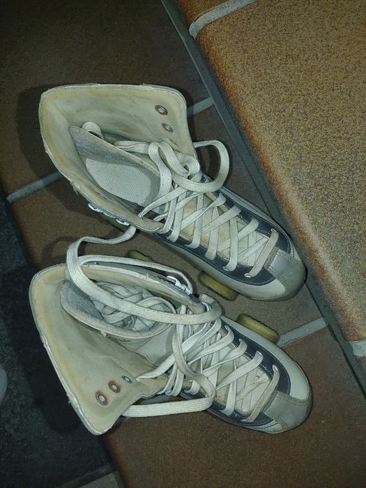 Patins 4 rodas tamanho 39