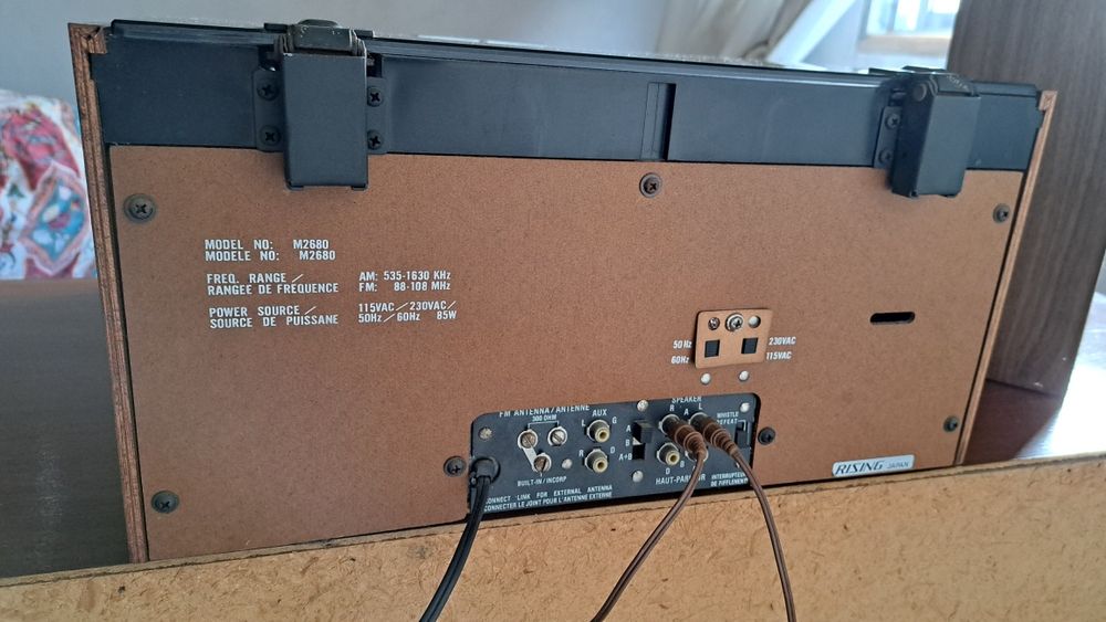 Apararelhagem Rising com leitor 8 track