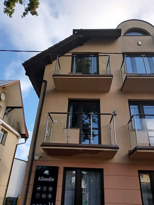 Gotowe balustrady, balkony, szkło, stal nierdzewna, drewno